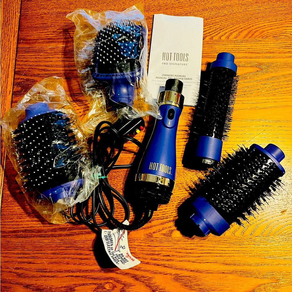 Hot Tools Pro Signature Blow Out Brush Ultimate 4-Piece Set